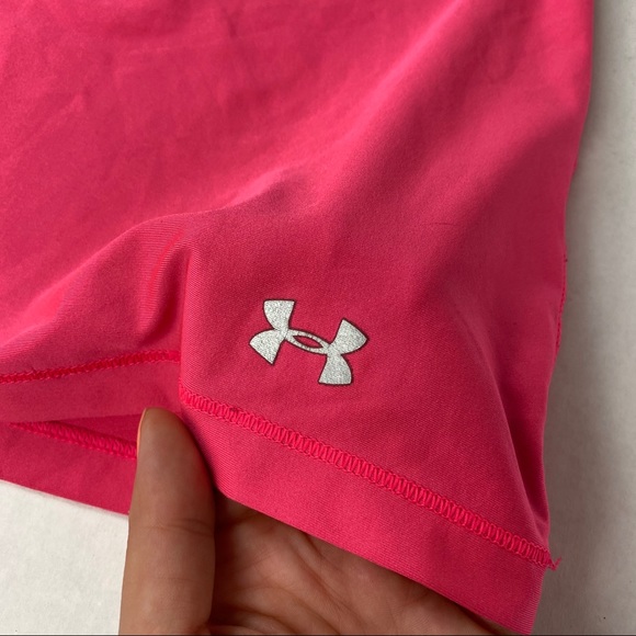 ⚠️SOLD⚠️Under Armour Pink Loose Fit Racerback Tank - Picture 2 of 6